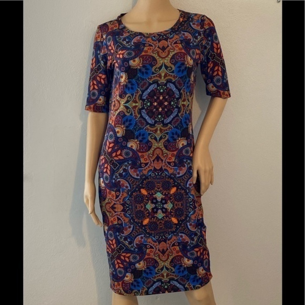 Lularoe stretch 3/4 sleeves dress size S